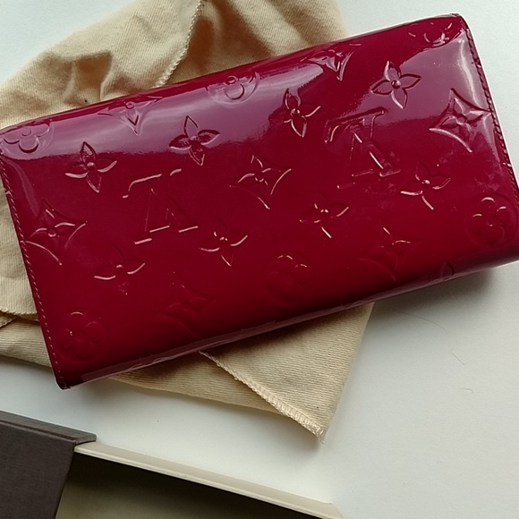 Wallet - Picture 3 of 3